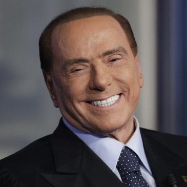 Accadde oggi: 10 maggio 1994, Silvio Berlusconi e il suo primo Governo