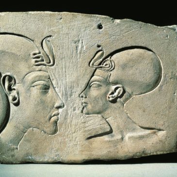 Il culto del dio Sole: Akhenaton e Nefertiti