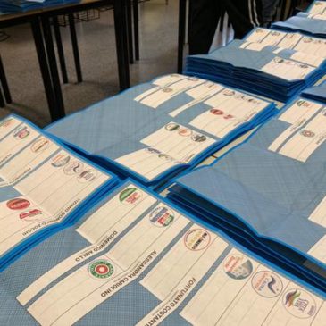 Exit Poll: De Luca più che favorito, incremento dei sì per il taglio parlamentari