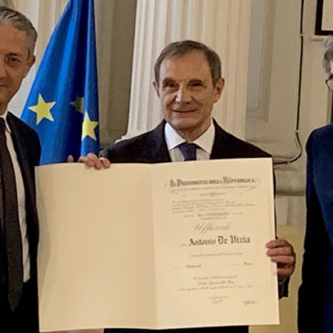 Antonio De Vizia insignito dell’onorificenza di Ufficiale dell’ordine al merito della Repubblica Italiana