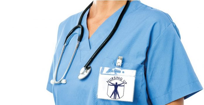Tante offerte di lavoro per gli infermieri negli ospedali svizzeri: 3500 euro netti al mese”.