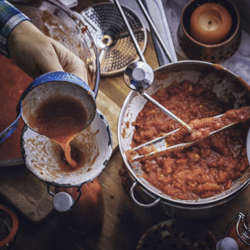 Immagini dal Sannio: la passata di pomodoro fatta in casa e i “verneteca” sanniti