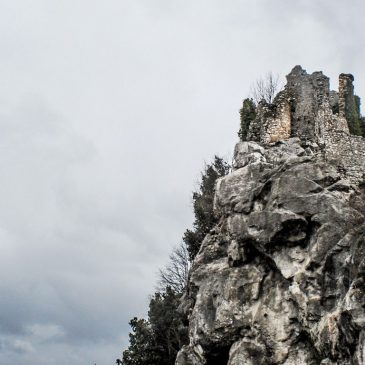 Immagini dal Sannio: Rocchetta Alta, il borgo fantasma sulle sorgenti del Volturno