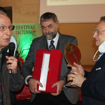 Il Conservatorio “Nicola Sala” premia il suo primo presidente Antonio Pietrantonio