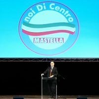 Noi di Centro: “Mastella non cederà ai ricatti. Si è già dimesso da Ministro, ma qui va avanti”