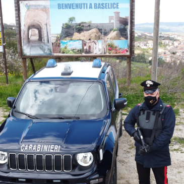 Prevenzione furti nel Sannio: sorpresi con furgone rubato scappano a piedi, indagano i carabinieri