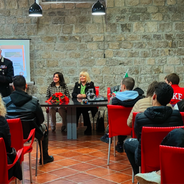 Bullismo e cyberbullismo, il maggiore Altieri incontra gli studenti dell’IPSEOA di Castelvenere