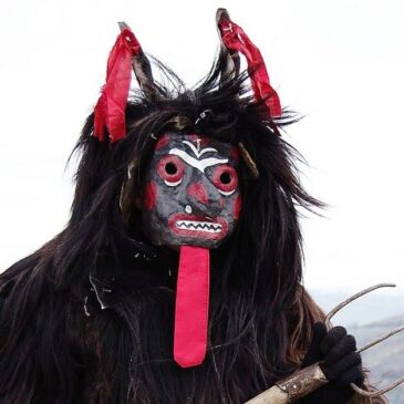 Immagini dal Sannio: il Carnevale delle scorpelle, Diavoli, Cervi e Mesi