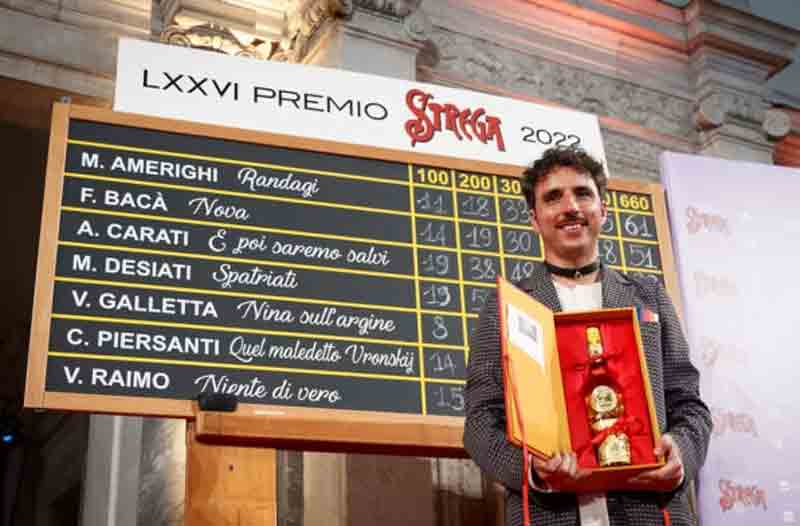 Mario Desiati, vincitore dell'edizione 2022 con "Spatriati". Foto di copertina d'archivio