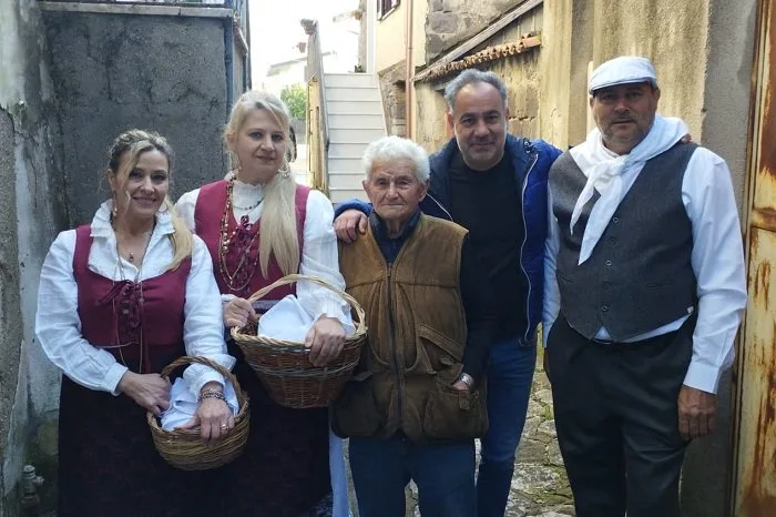 Castelvenere, il “Piatto Antispreco” degli studenti dell’Alberghiero a Striscia la Notizia