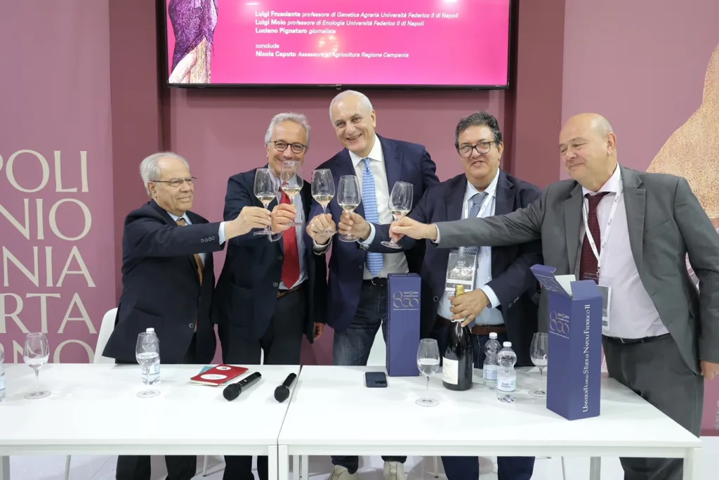 Vinitaly, celebrati gli 800 anni dell'Università Federico II di Napoli -  Fremondoweb