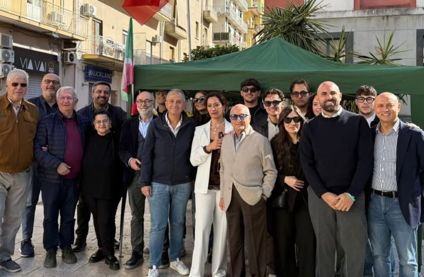Ferrante (FI): “Grande partecipazione ai gazebo in Campania, continuiamo a crescere”