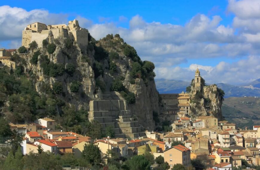 Immagini dal Sannio: Bagnoli del Trigno, perla sulla roccia