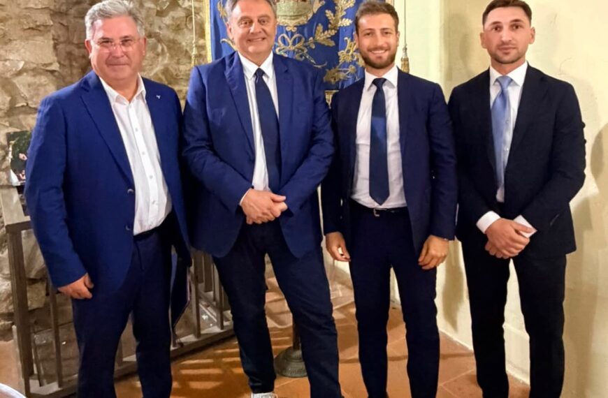 Guardia, bocciata la mozione sul decoro urbano. L’opposizione: “La cura del paese non diventi terreno di scontro politico”