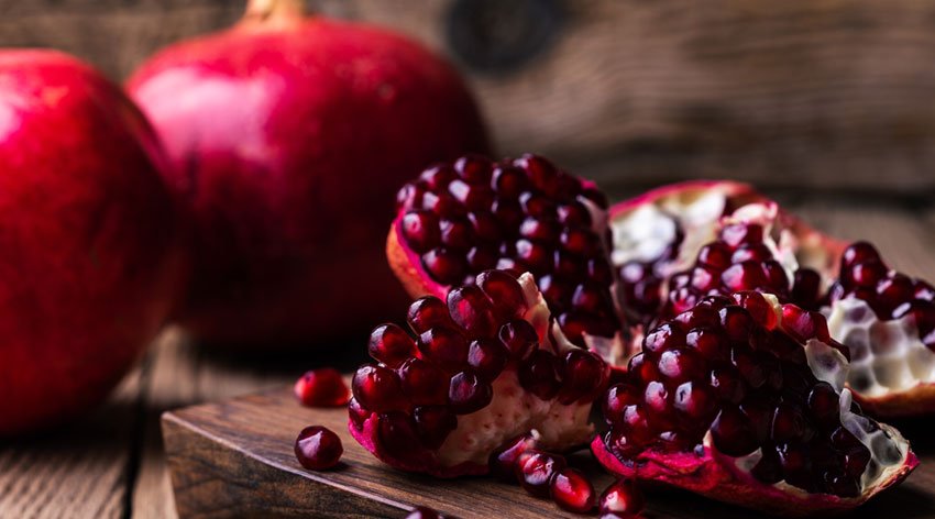 Melograno, fave e dolci dei morti: in Campania i defunti si celebrano anche a tavola