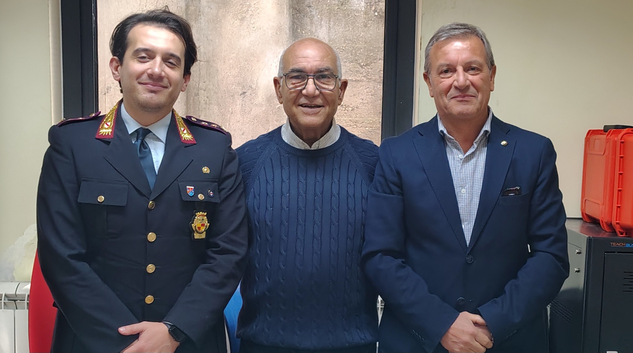 benevento va in pensione maurizio d8217onofrio della polizia municipale da Fremondoweb.com benevento va in pensione maurizio d8217onofrio della polizia municipale