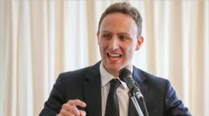 Protesta autotrasportatori, Piero De Luca (PD): “Salvini dia risposte, non scarichi sui lavoratori”