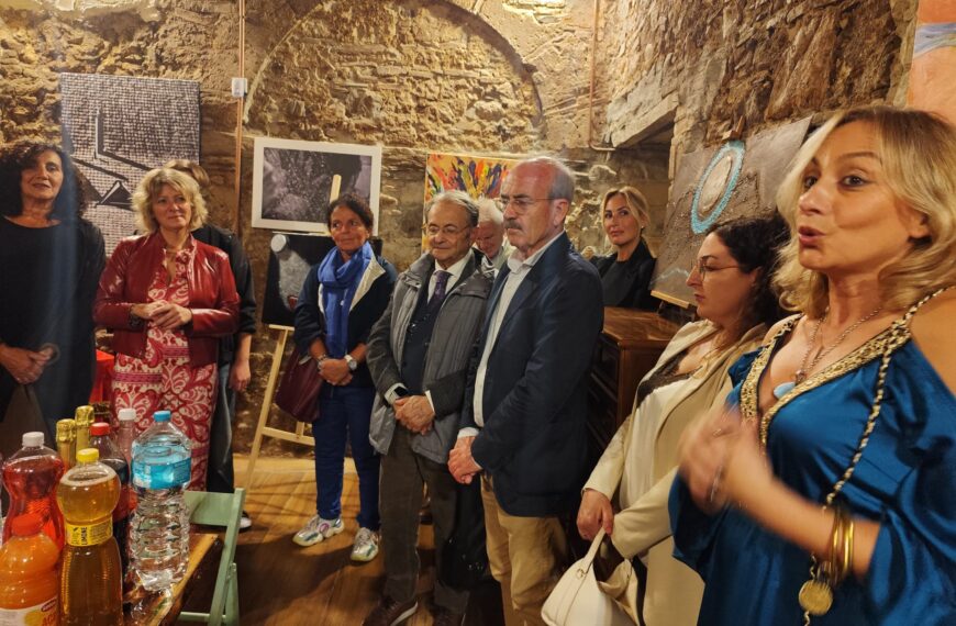 Benevento, alle Mura Longobarde l’Incontro d’Autore per la mostra Sensibilità a confronto